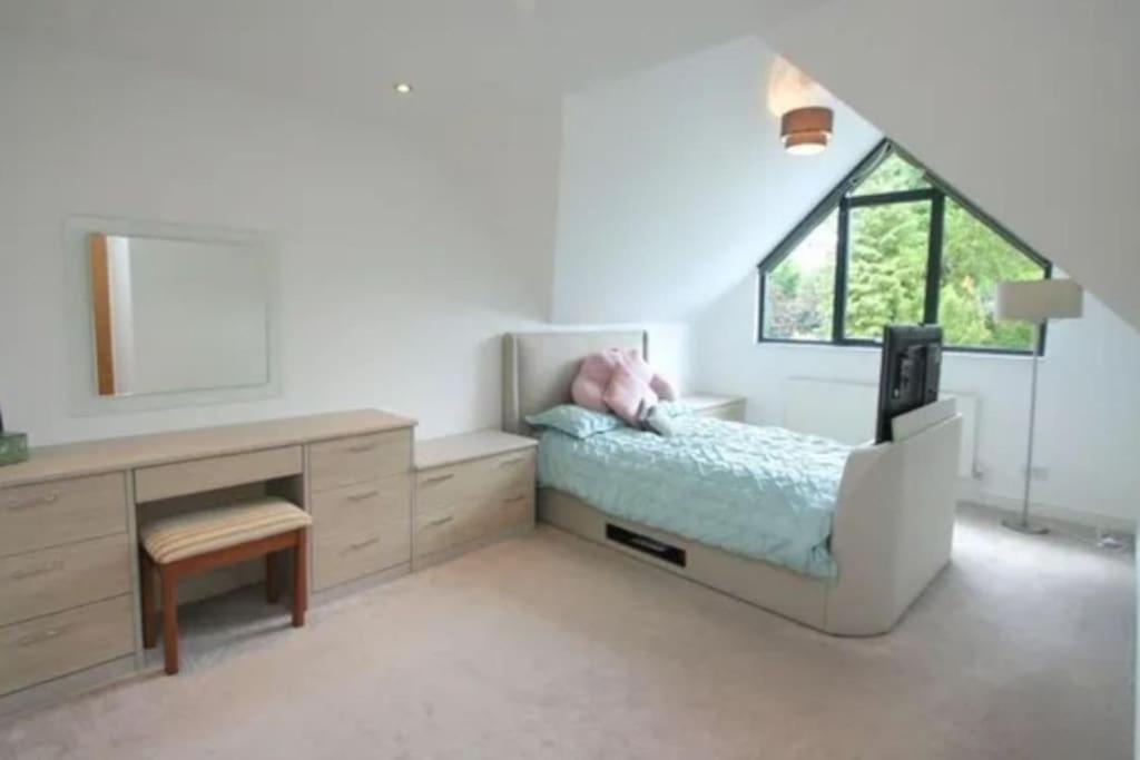 Luxury House In Solihull Exterior photo